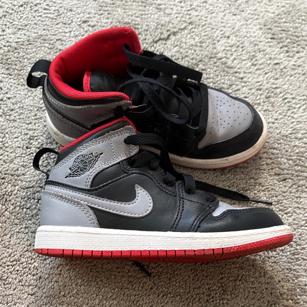 Nike Kids Black, Gray, and Red Sneakers